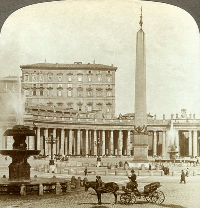 Le Palais du Vatican depuis la place Saint-Pierre, Rome, Italie - Underwood and Underwood