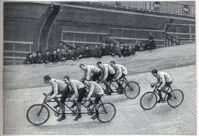 Un cycliste recordman avec ses entraîneurs sur des trains triplets sur une piste cyclable. Gravure dans « La Nature » - Unknown artist