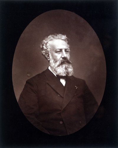 Médaillon portrait de Jules Verne - dans "Les Hommes d