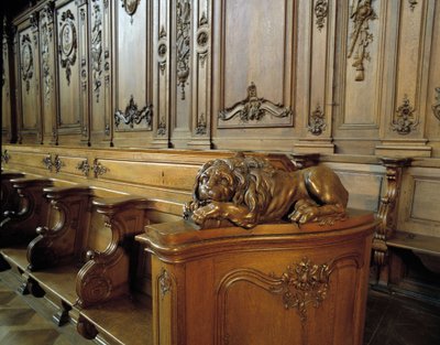 Stalle en bois représentant un lion, attribut de l