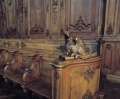 Architecture baroque : stalle en bois représentant un aigle, attribut de l
