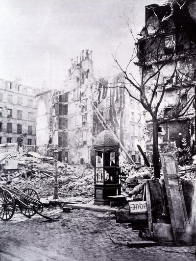 Les grands travaux de Paris : le coin de la Rue Royale et de la Rue du Fbg St Antoine - Unknown photographer