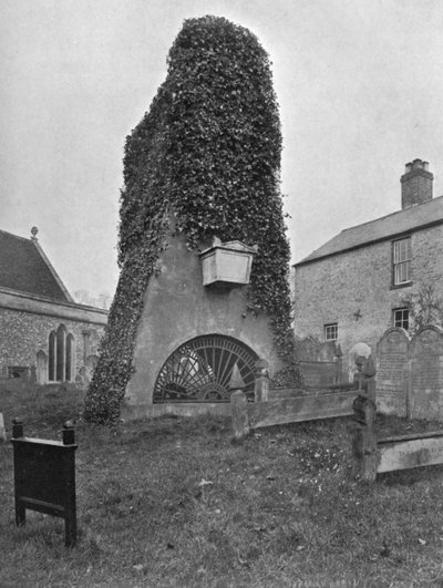 Une tombe hors sol, cimetière de Pinner, Londres, 1924-1926 - Valentine and Sons Ltd
