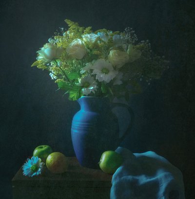  - Yinan F.