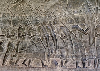 Angkor Wat, Angkor, Cambodge, début du XIIe siècle avec ajouts ultérieurs. Ce détail des reliefs dans la galerie montre les Thaïlandais marchant comme alliés de l