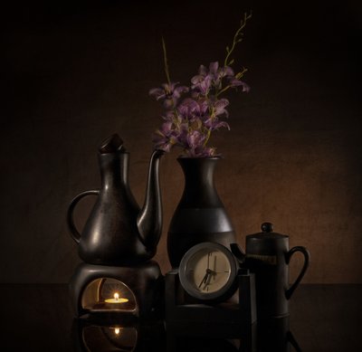 Nature morte élégante à la lueur des bougies - larryliu