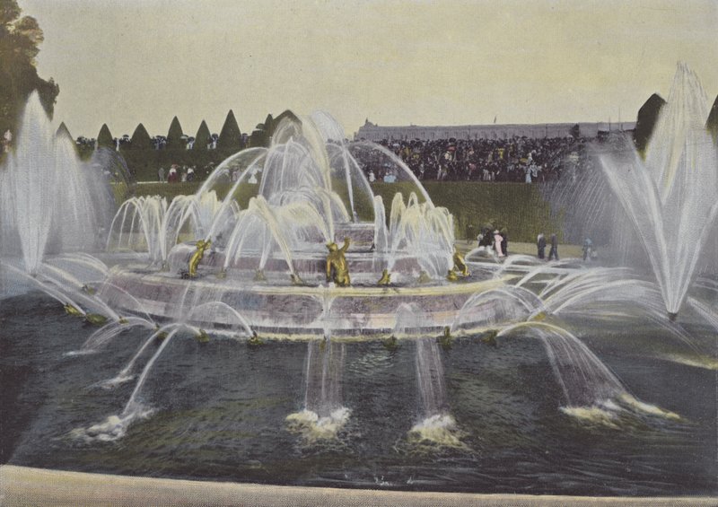 Bassin de Latone - (after) French Photographer