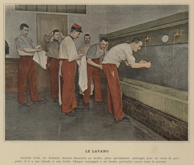 Le Lavabo - (after) French Photographer