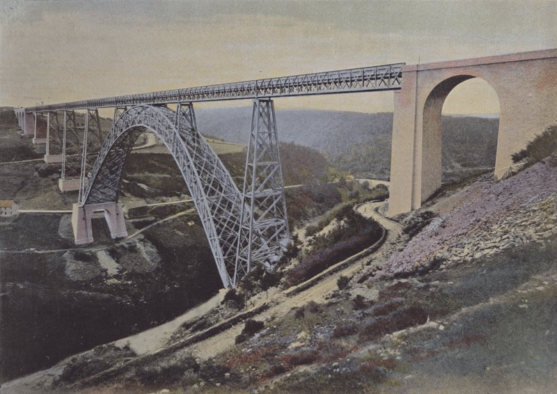 Viaduc de Garabit - (after) French Photographer