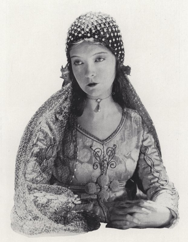 Lilian Gish, actrice et star de cinéma américaine - American Photographer