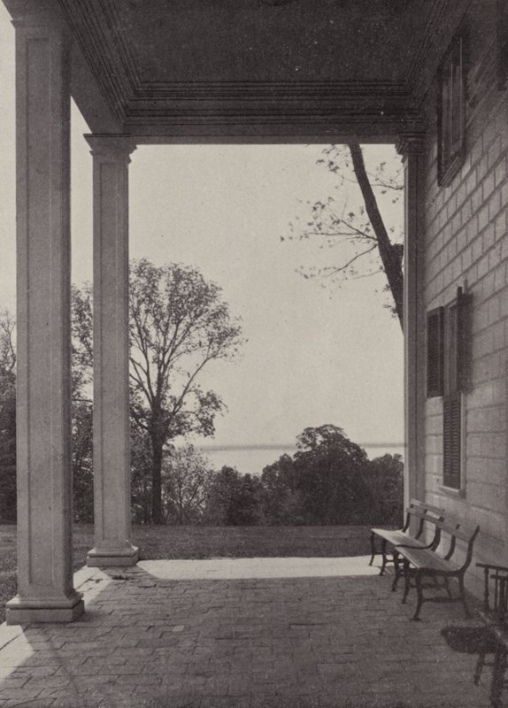 Mount Vernon : Portique est - American Photographer (after)