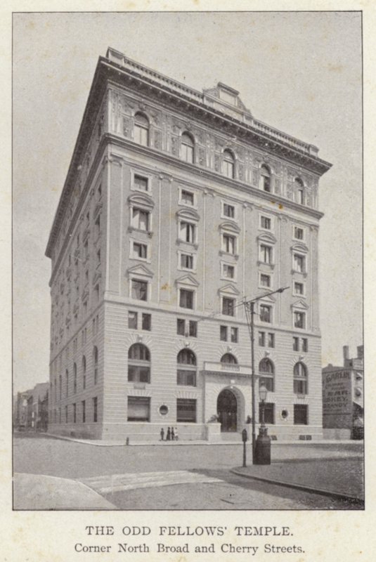Philadelphie : Temple des Odd Fellows, coin de North Broad et Cherry Streets - American Photographer (after)