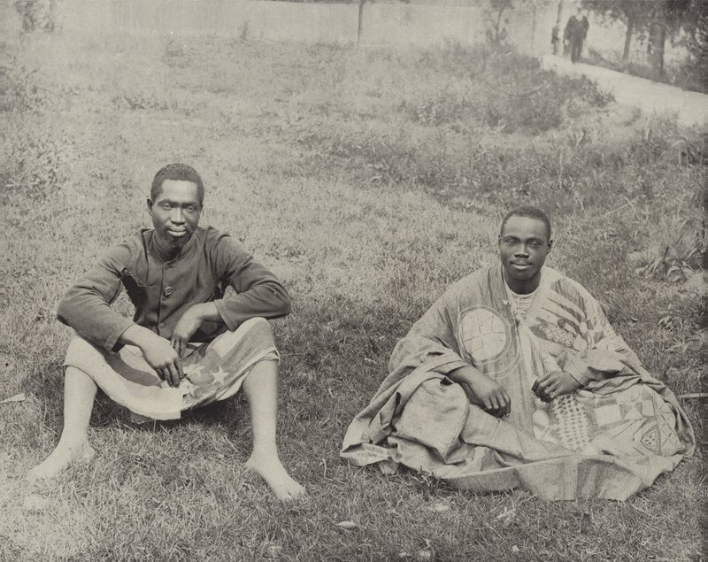 De loin Dahomey - American Photographer
