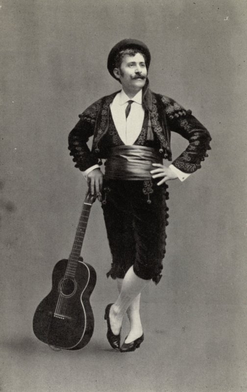 Guiseppe Campanari, dans le rôle de Figaro, dans "Le Barbier de Séville" (photo n/b) - American Photographer