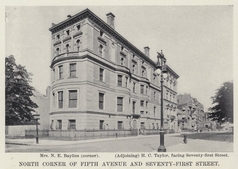 Coin nord de la Cinquième Avenue et de la Soixante et Onzième Rue - American Photographer