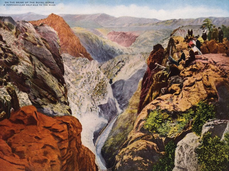 Au bord des gorges royales (photo couleur) - American Photographer