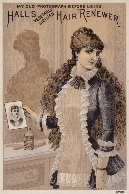 Fille avec sa photographie - American School
