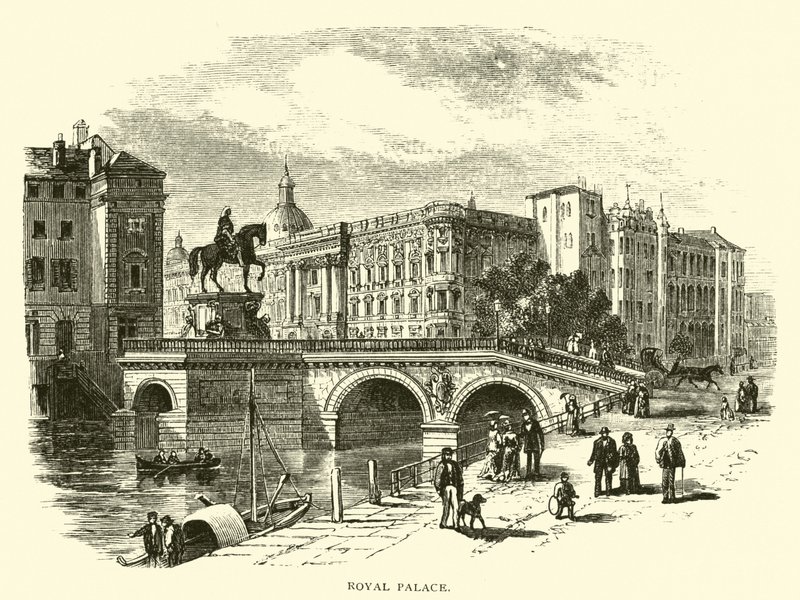 Palais Royal - American School