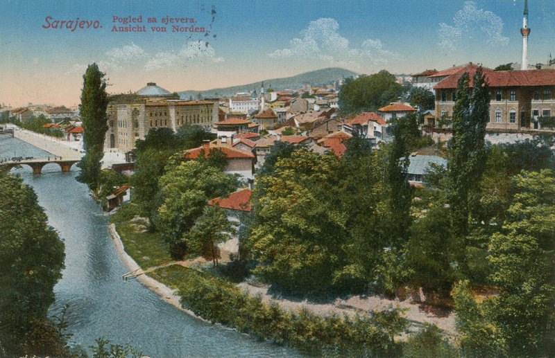 Sarajevo - vue vers le nord de la ville. Carte postale envoyée en 1913. - Bosnian Photographer