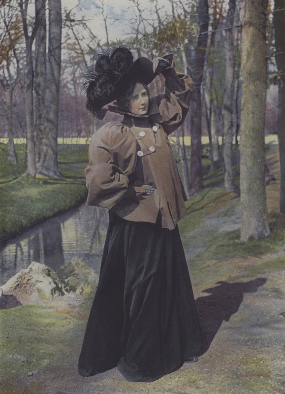 Femme dans un parc à Paris - Carle de Mazibourg