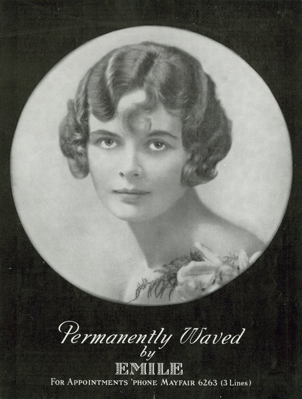 Publicité pour Permanently Waved par Emile, Mayfair, Londres - English Photographer