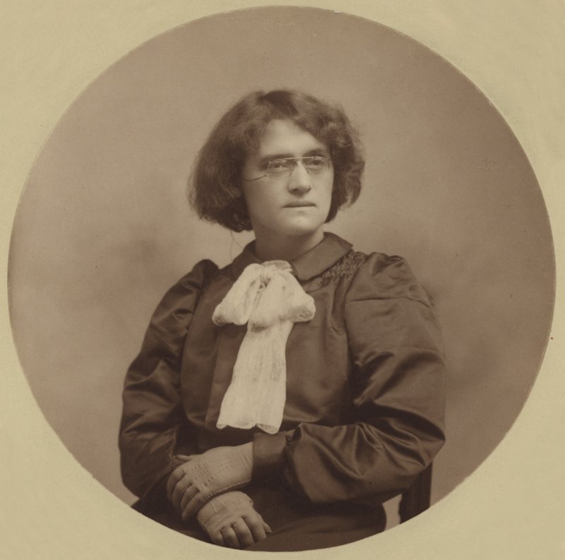 Beatrice Harraden - English Photographer