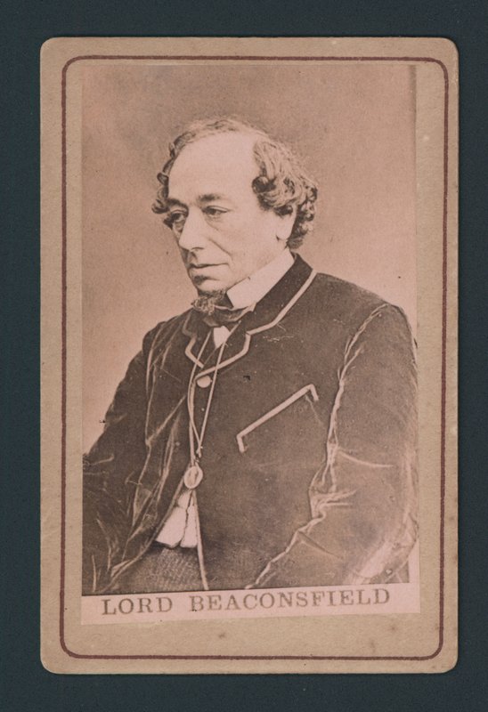 Benjamin Disraeli, carte de visite - English Photographer