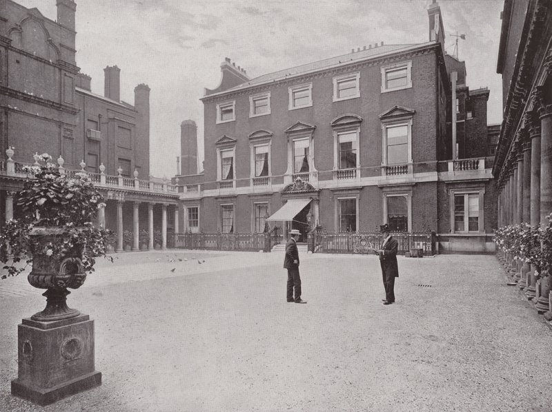 Chesterfield House - English Photographer