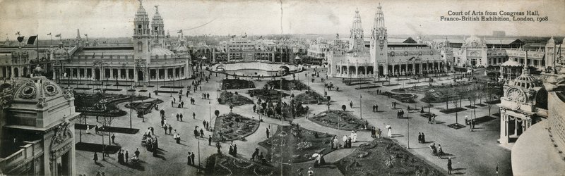 Cour des Arts depuis le Congress Hall, Exposition franco-britannique, Londres, 1908 - English Photographer