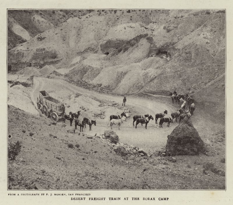 Train de marchandises dans le désert au camp de borax - English Photographer