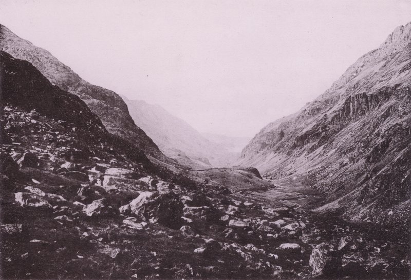 Entrée du col de Llanberis - English Photographer