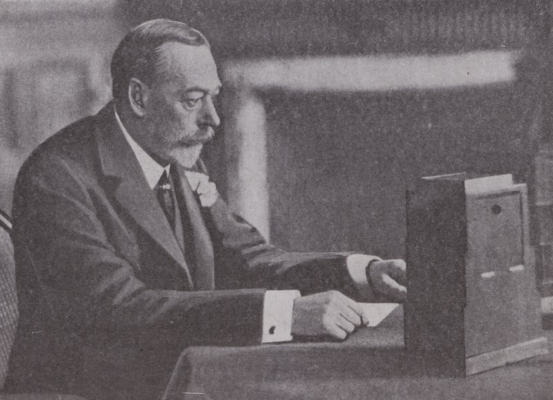 George V diffuse son message de Noël au Commonwealth et à l