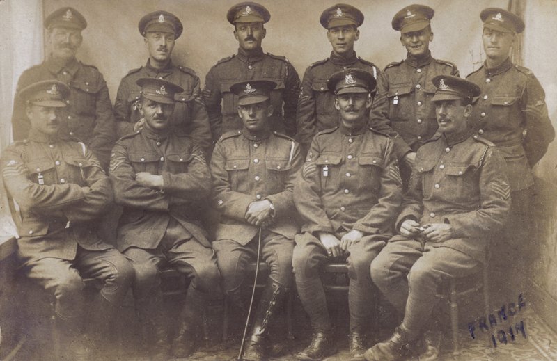 Groupe de soldats anglais, Première Guerre mondiale, France 1917 (photo n/b) - English Photographer