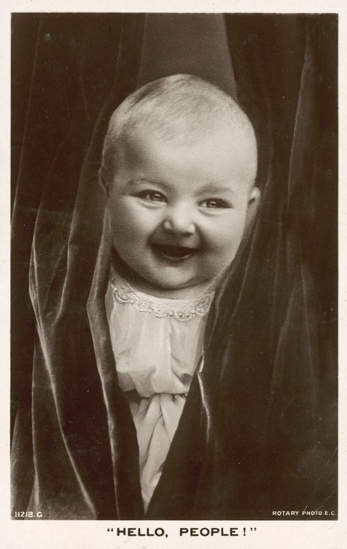 Bonjour, les gens! Enfant souriant - English Photographer
