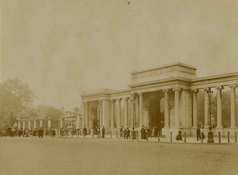 Hyde Park Corner, Londres - English Photographer
