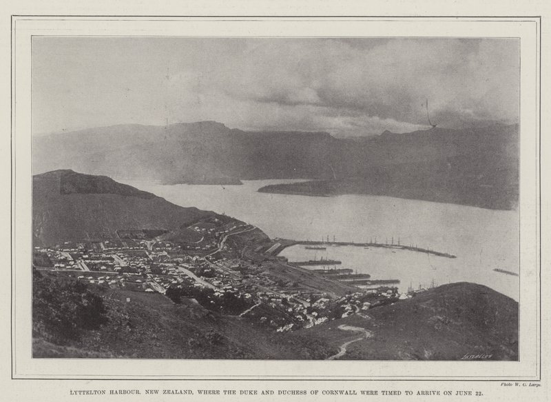 Port de Lyttelton, Nouvelle-Zélande, où le duc et la duchesse de Cornouailles devaient arriver le 22 juin - English Photographer