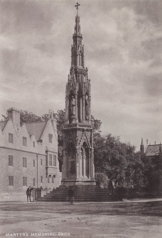 Mémorial des martyrs, Oxon - English Photographer