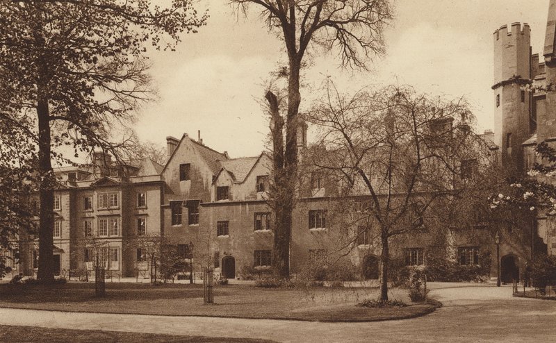 Oxford : Balliol College, le côté ouest du quadrilatère du jardin - English Photographer