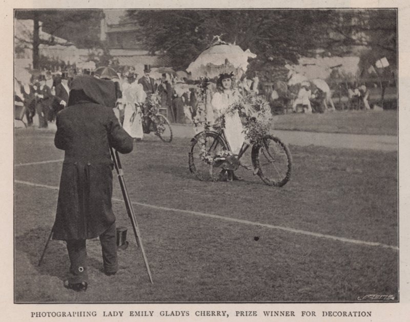 Photographier Lady Emily Gladys Cherry, lauréate pour la décoration - English Photographer