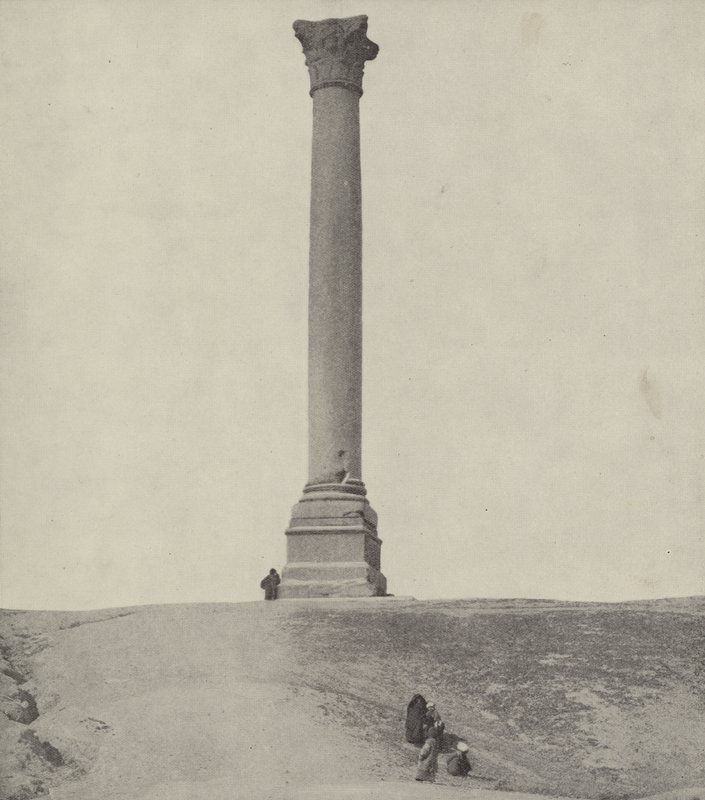 Colonne de Pompée, érigée en l