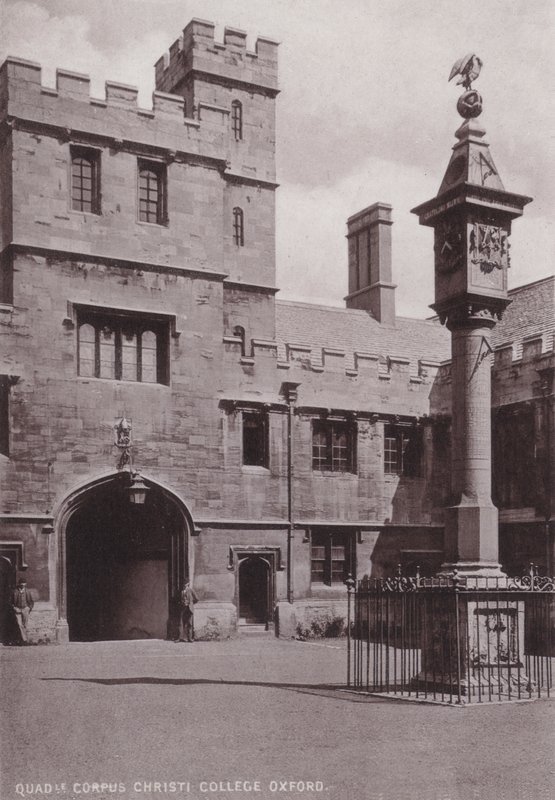 Cour de Corpus Christi College, Oxford - English Photographer