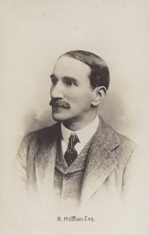 R Matthias - English Photographer