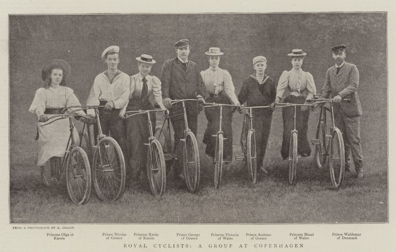 Cyclistes royaux, un groupe à Copenhague - English Photographer