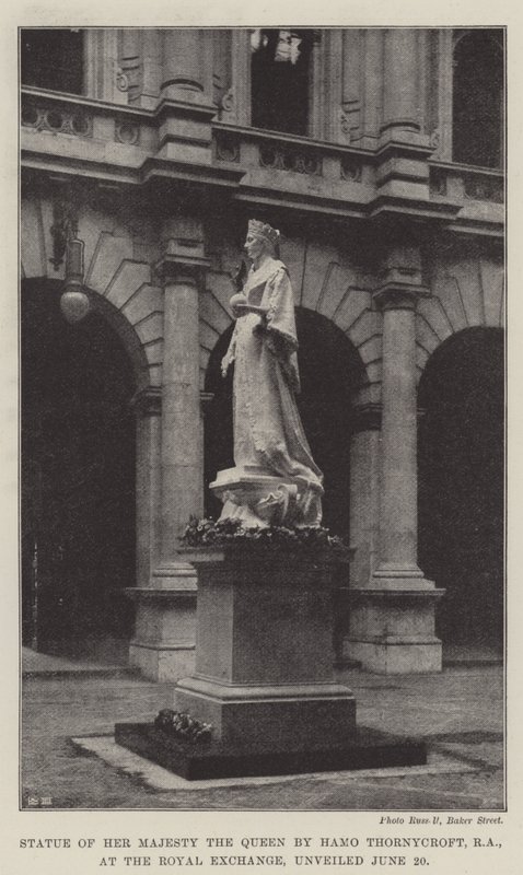 Statue de Sa Majesté la Reine par Hamo Thornycroft, RA, à la Bourse Royale, dévoilée le 20 juin - English Photographer