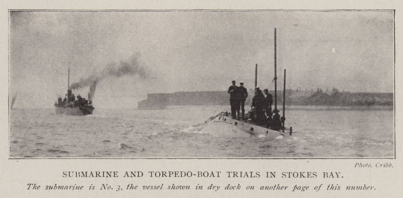 Essais de sous-marins et de torpilleurs dans la baie de Stokes - English Photographer