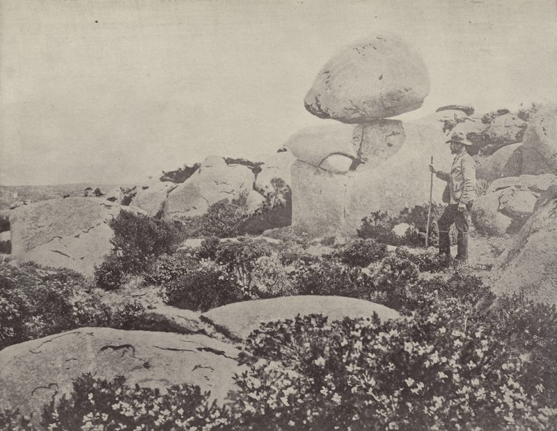 La Pierre Oscillante, Hobart - English Photographer