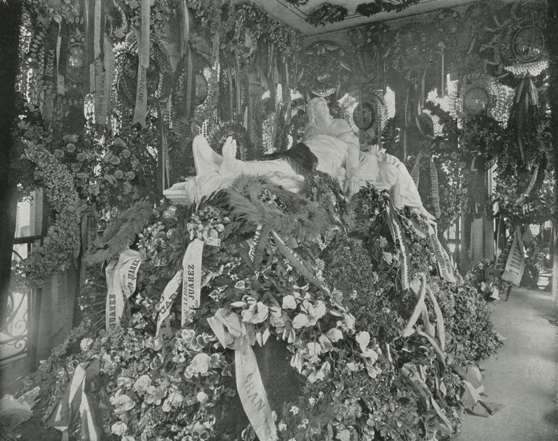 Tombe de Juarez, cimetière de San Fernando, ville de Mexico - English Photographer