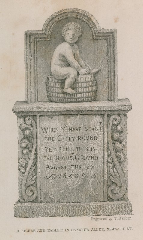 Une figure et une tablette dans Pannier Alley, Newgate Street - English School