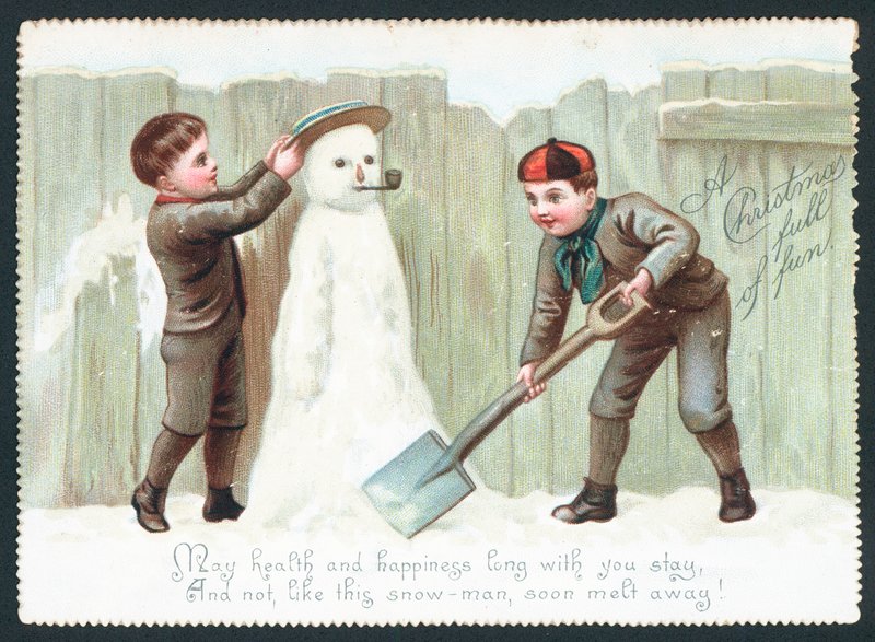 Garçons construisant un bonhomme de neige - English School