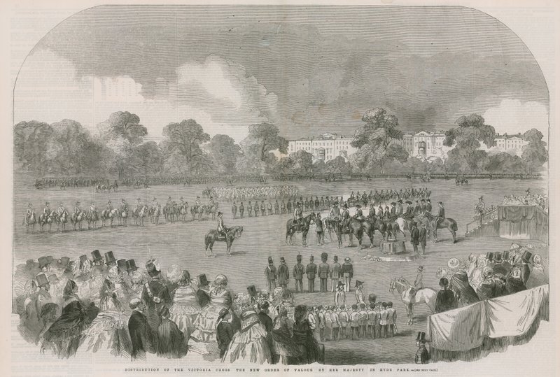 Distribution de la Croix de Victoria, le nouvel ordre de la bravoure, par Sa Majesté à Hyde Park - English School